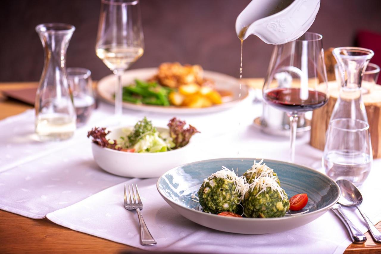 Pension Restaurant Dorfalm Леоганг Экстерьер фото
