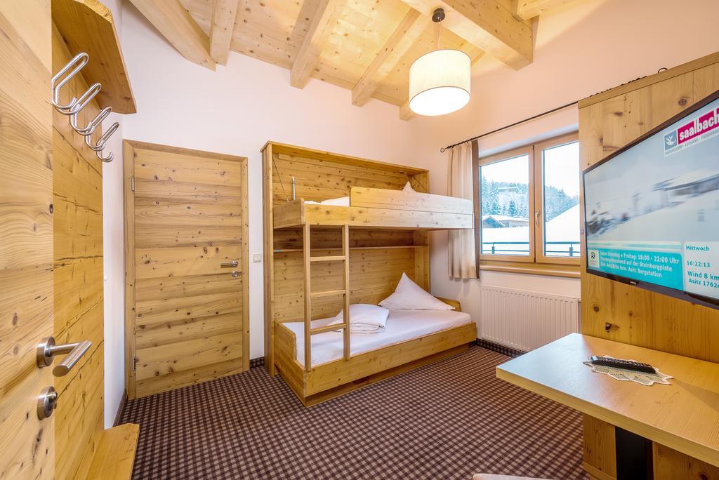 Pension Restaurant Dorfalm Леоганг Экстерьер фото